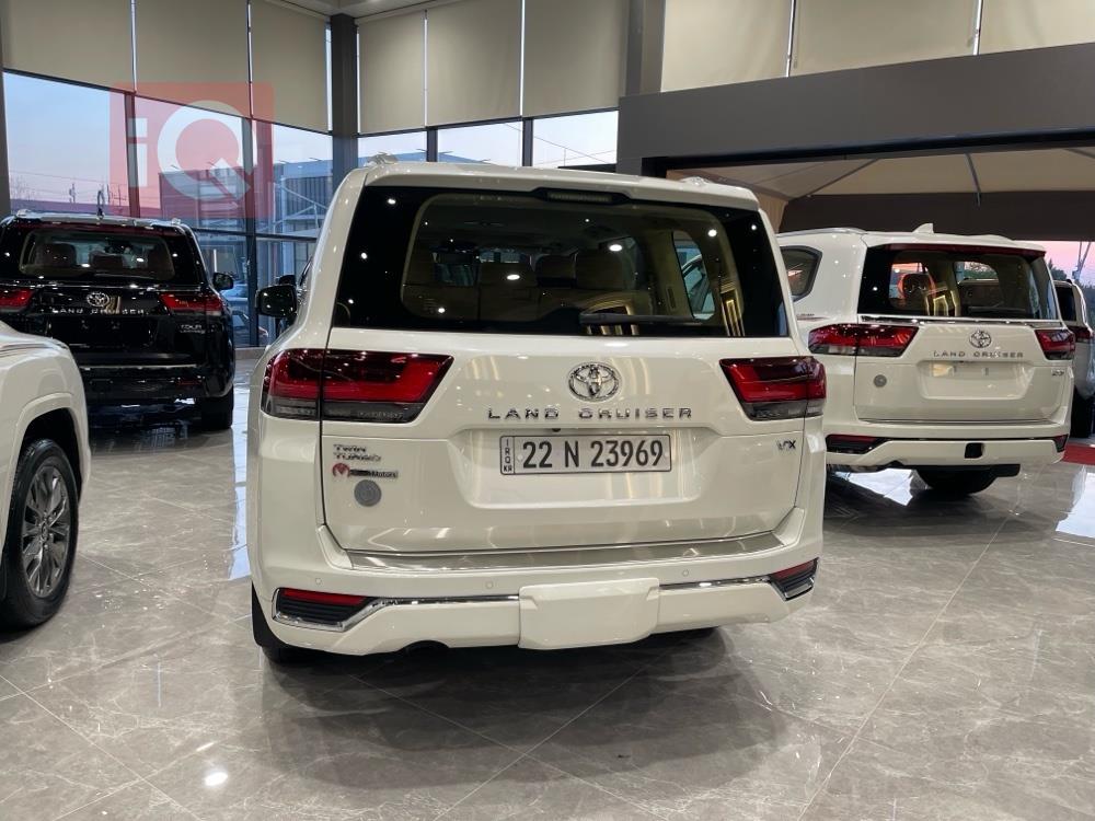 تويوتا لاندكروزر